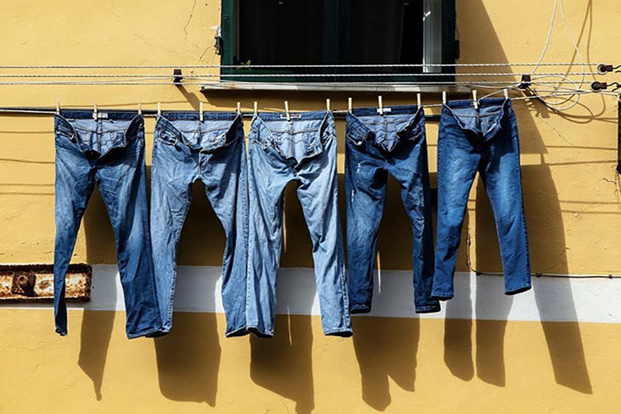 DTLA Better for the Earth! BEE ORGANIC DRY CLEANERS of South Park